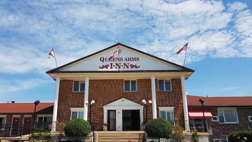 Queens Arms Inn シャーロットタウン エクステリア 写真